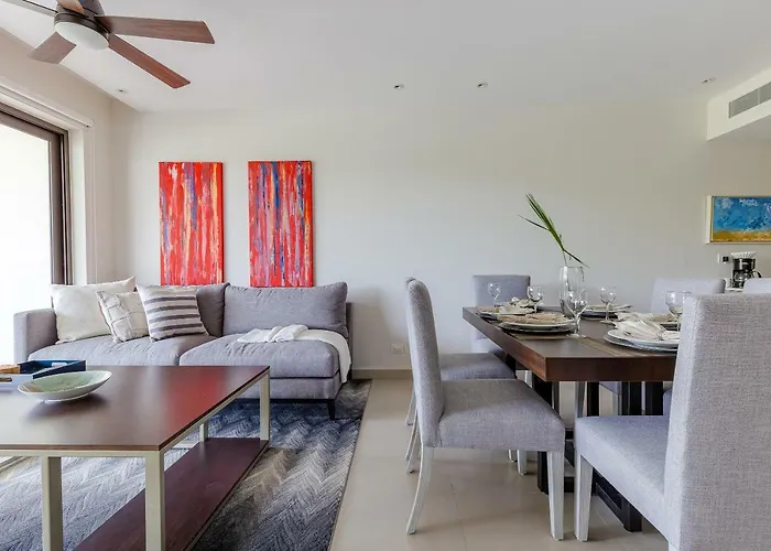 Lorena Ochoa Complex At Grand Coral Apartment
