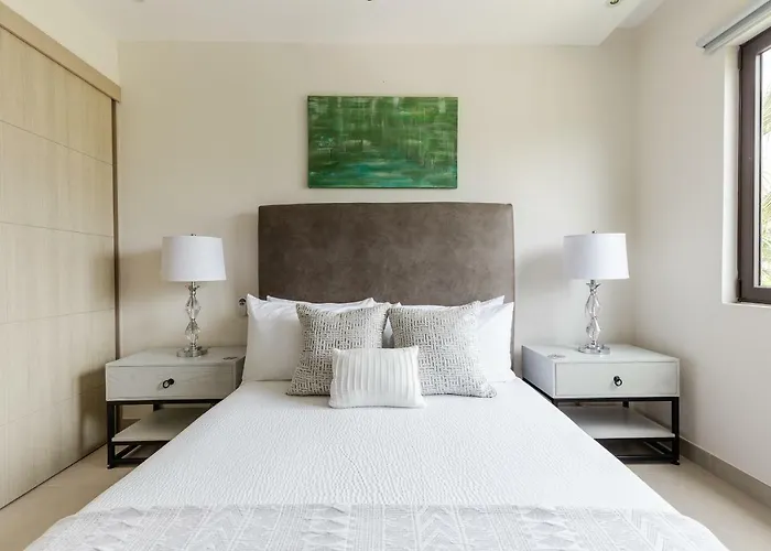 Lorena Ochoa Complex At Grand Coral *