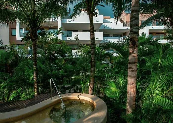 Lorena Ochoa Complex At Grand Coral Apartment *